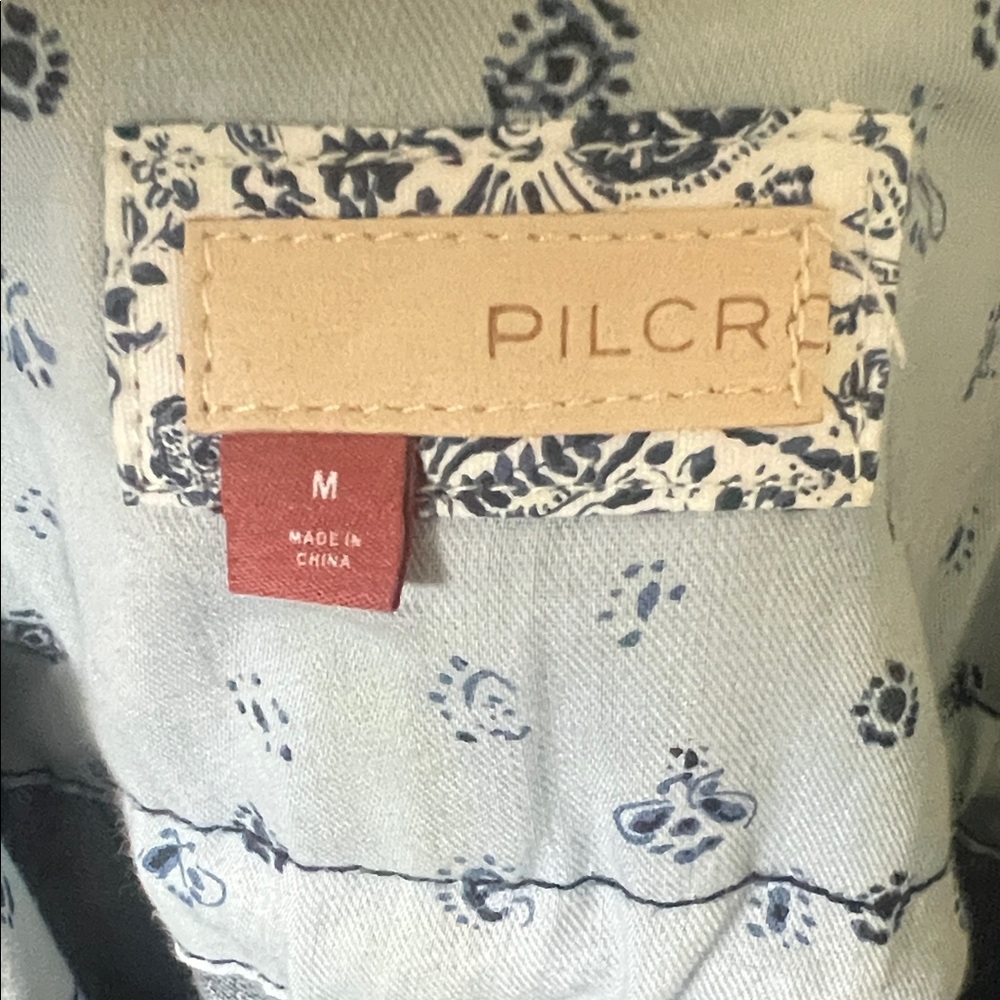 👖 Pilcro by Anthropologie Soft Denim Pinafore Jumpsuit – Size Medium 👖 - Picture 3 of 9